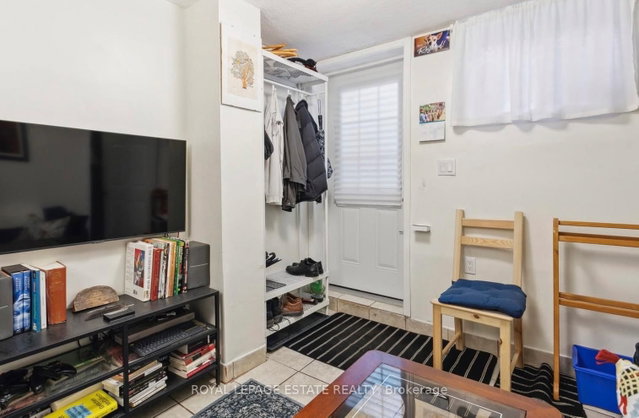 Basement - 1 Saraband Street