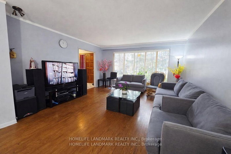 7 Burtonwood Crescent