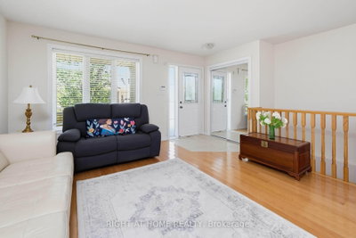 39 Lacorra Way • Brampton, ON photo 6