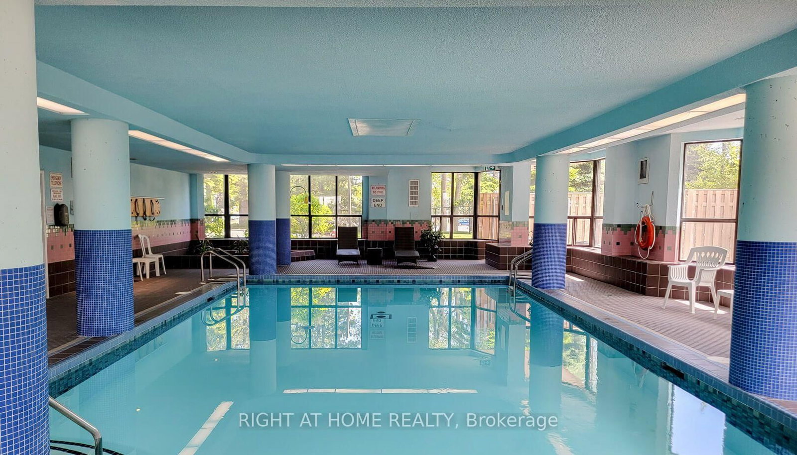 1111 Bough Beeches Mississauga,ON L4W 4N1 — Photo 4