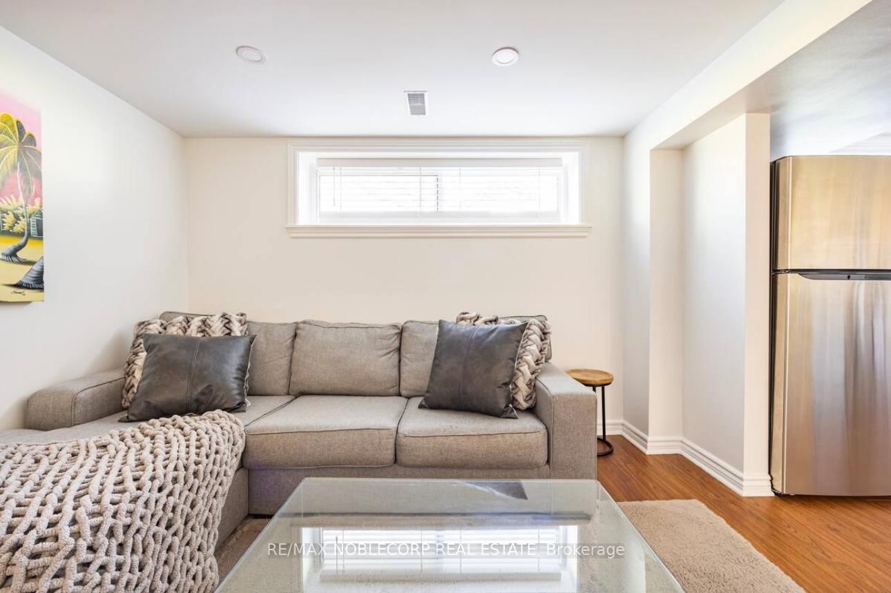 BSMT-4230 Bloor Street, Toronto, ON, photo 3