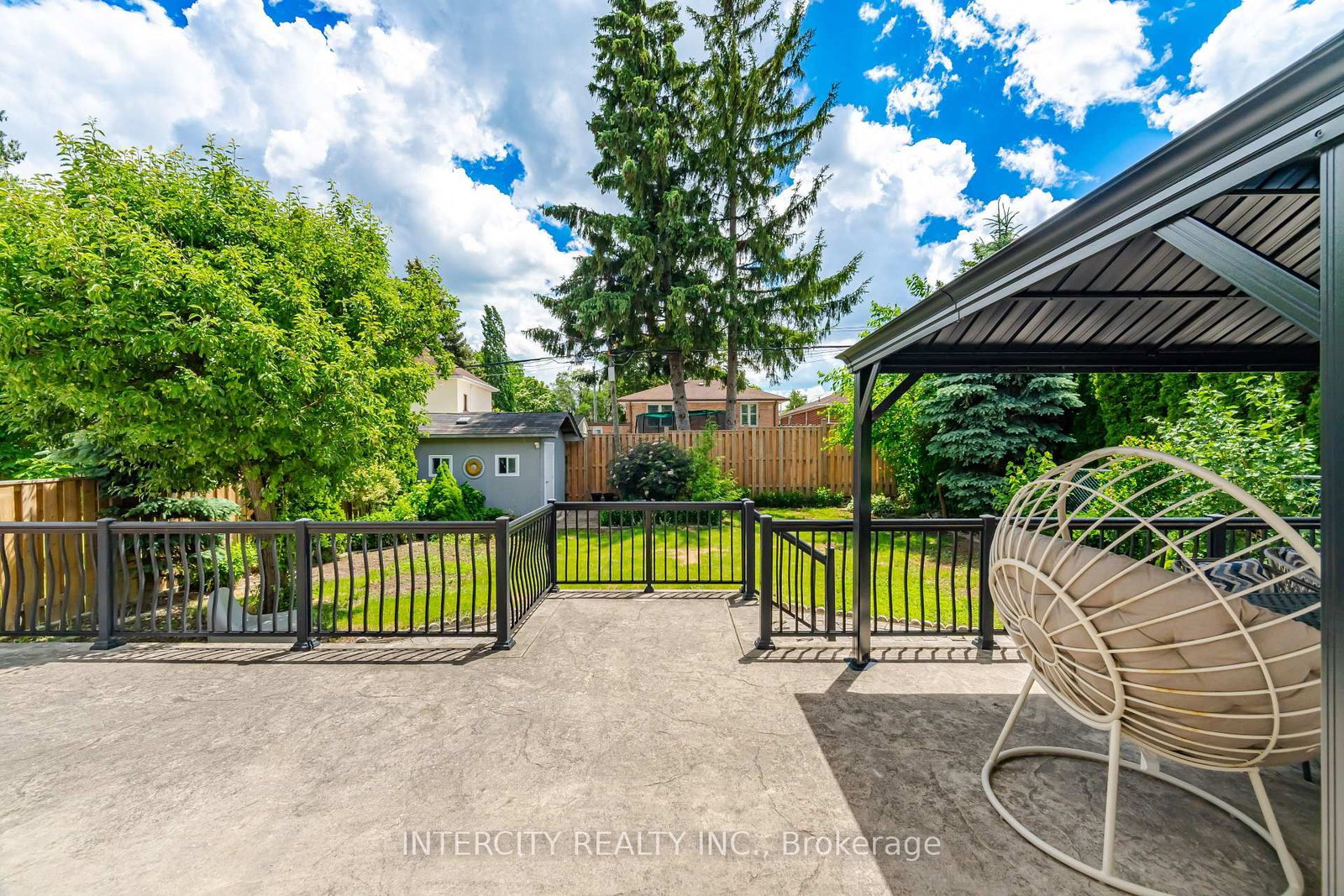 25 Lockheed Boulevard • Toronto, ON photo 39