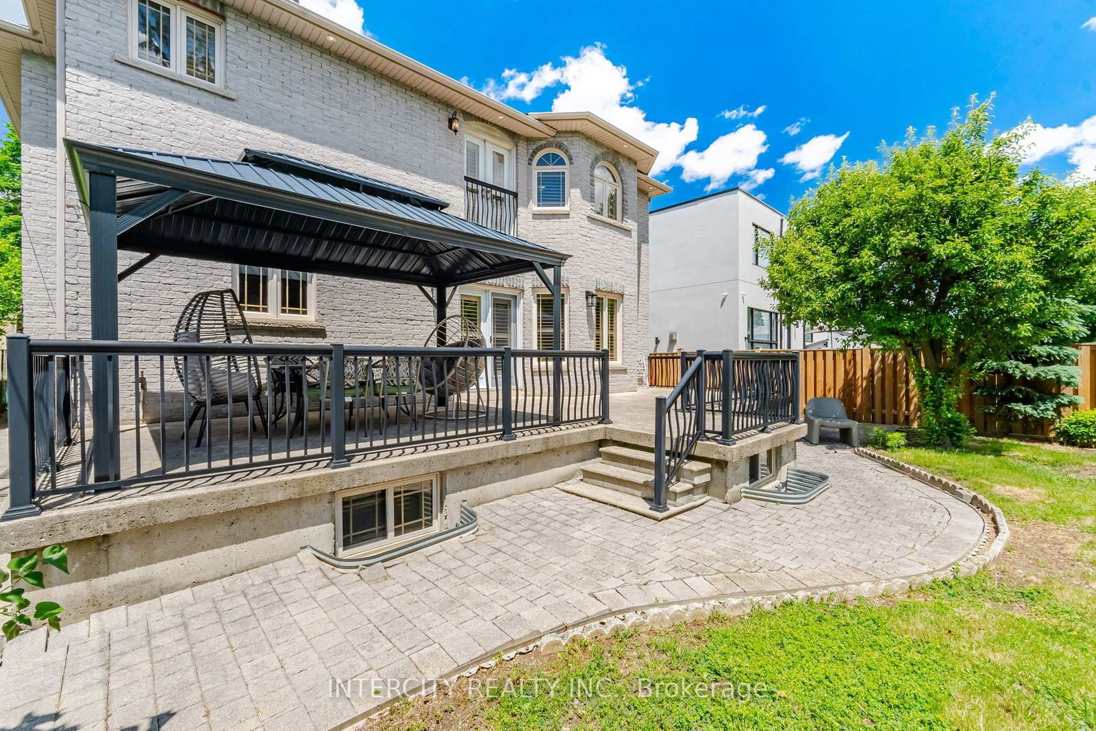 25 Lockheed Boulevard • Toronto, ON photo 42