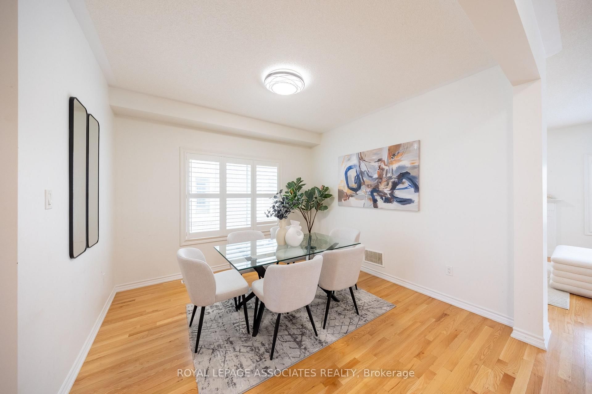80 Thornbush Boulevard
