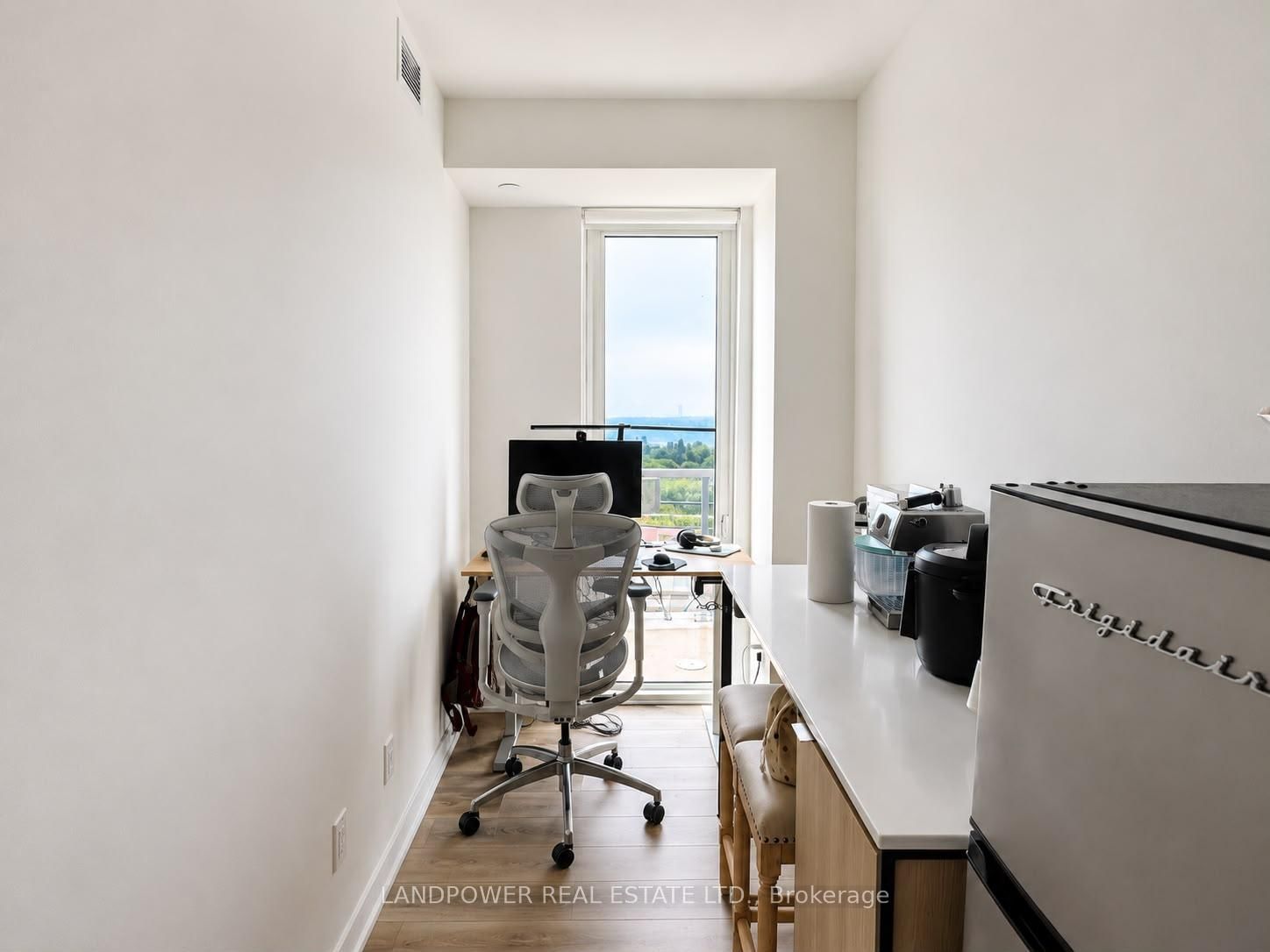 220 Missinnihe Way • #1409 • Mississauga, ON photo 5