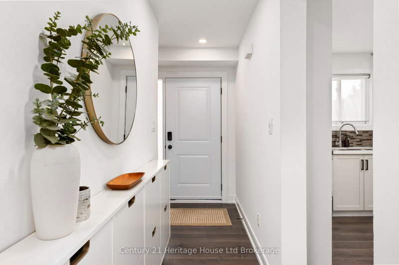 9 San Vito Way