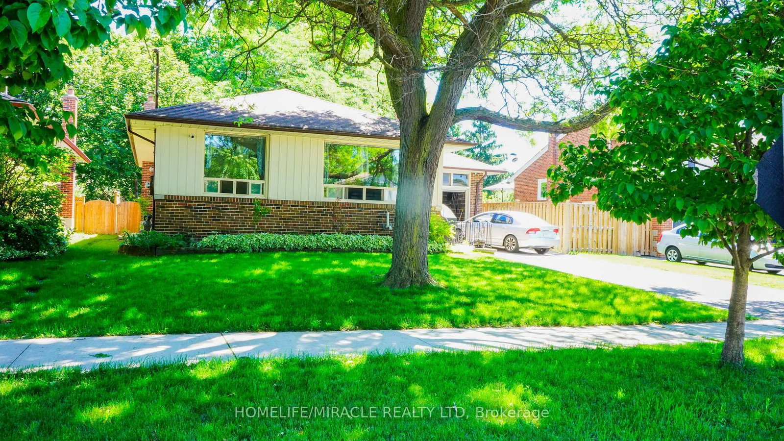 Property at 19 Amberwood