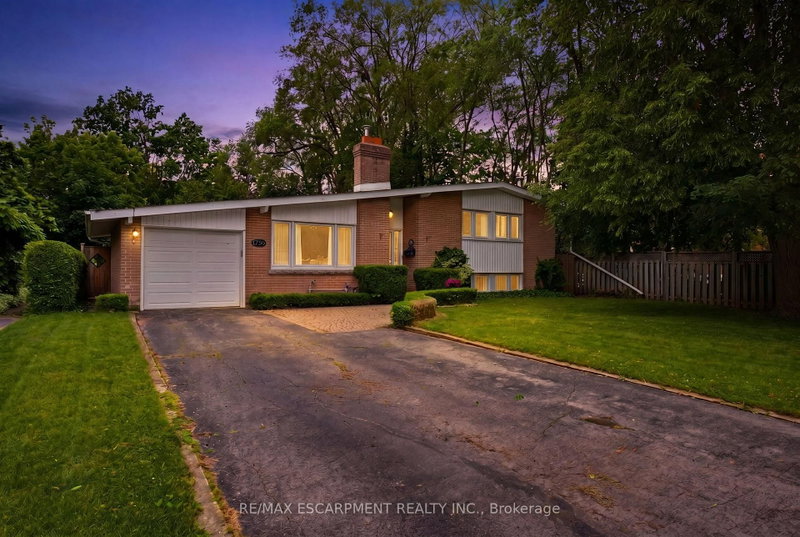 320 River Side Drive