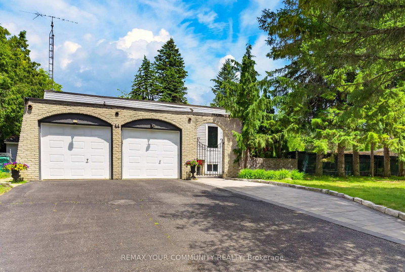 44 Pineridge Drive