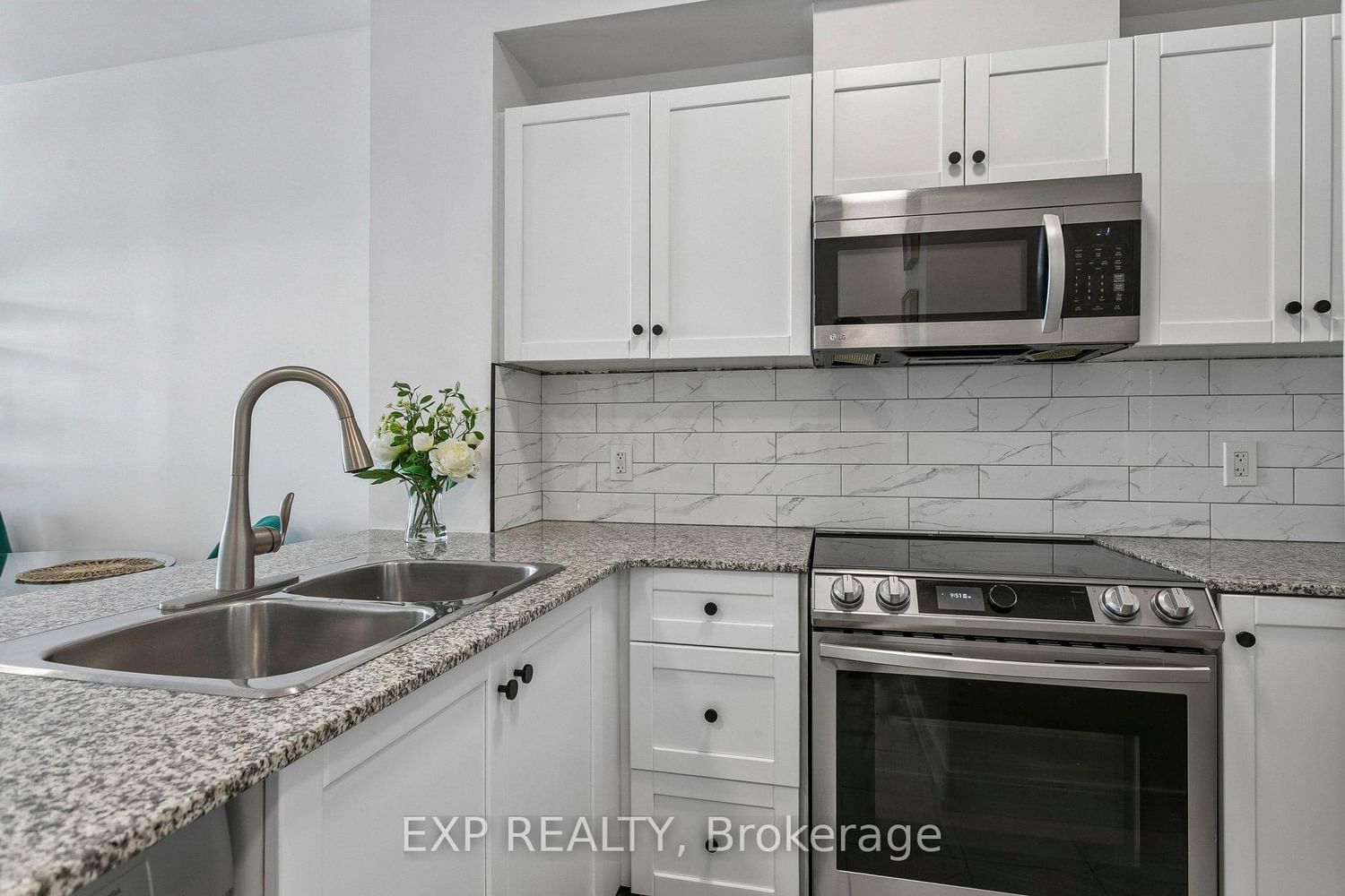 1359 Rathburn Road E • #1406 • Mississauga, ON photo 10