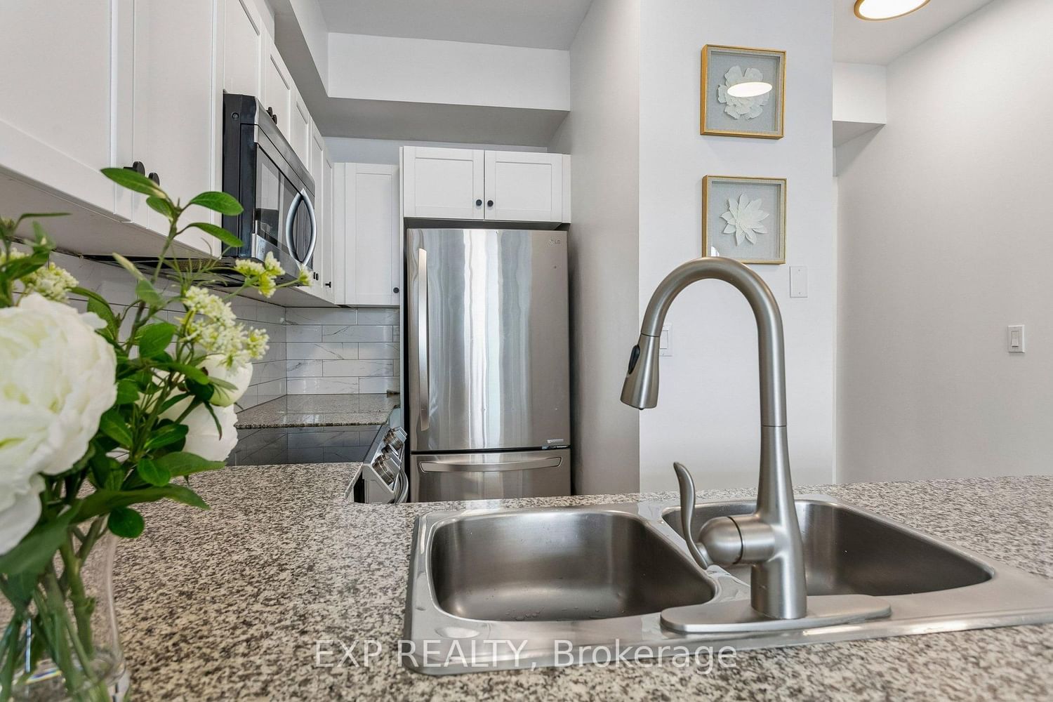 1359 Rathburn Road E • #1406 • Mississauga, ON photo 9