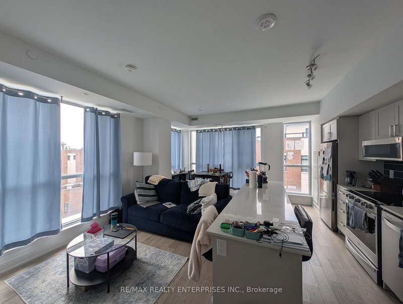 312 - 1063 Douglas McCurdy Common