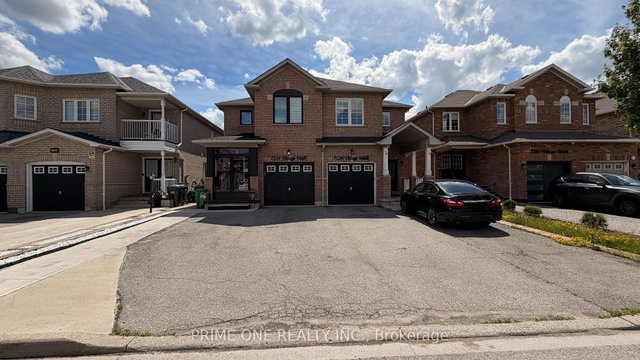 7124 Village Walk