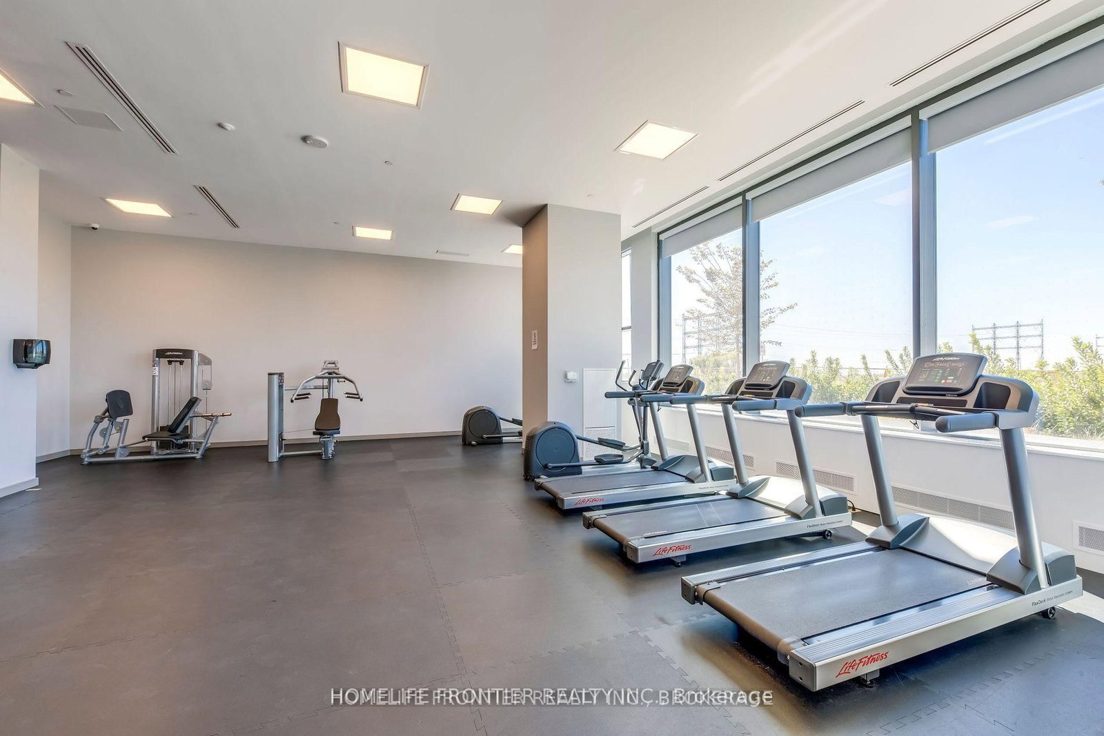 205 - 50 Thomas Riley Road W, Toronto 4