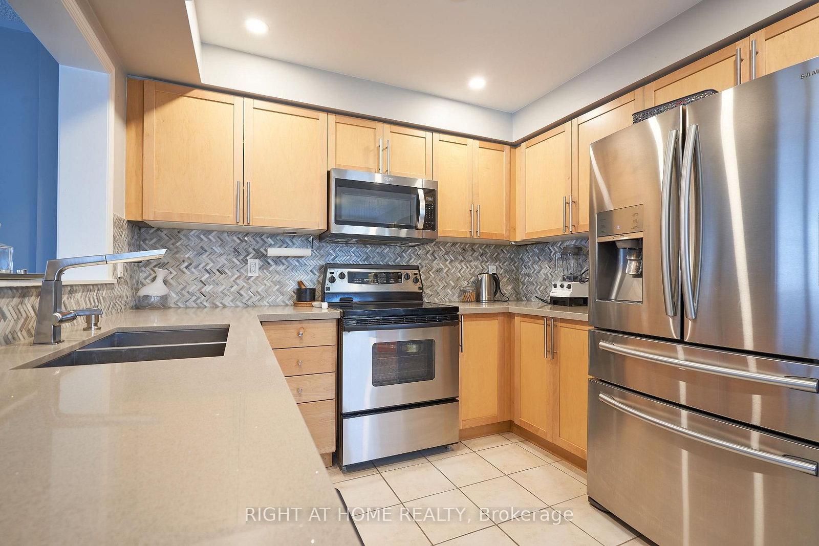 271 S RICHVALE Drive • #24 • Brampton, ON photo 11