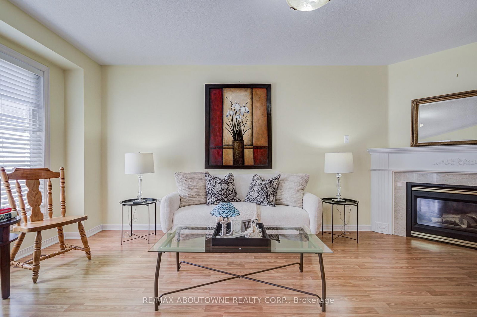 5128 Falconcrest Drive • Burlington, ON photo 12