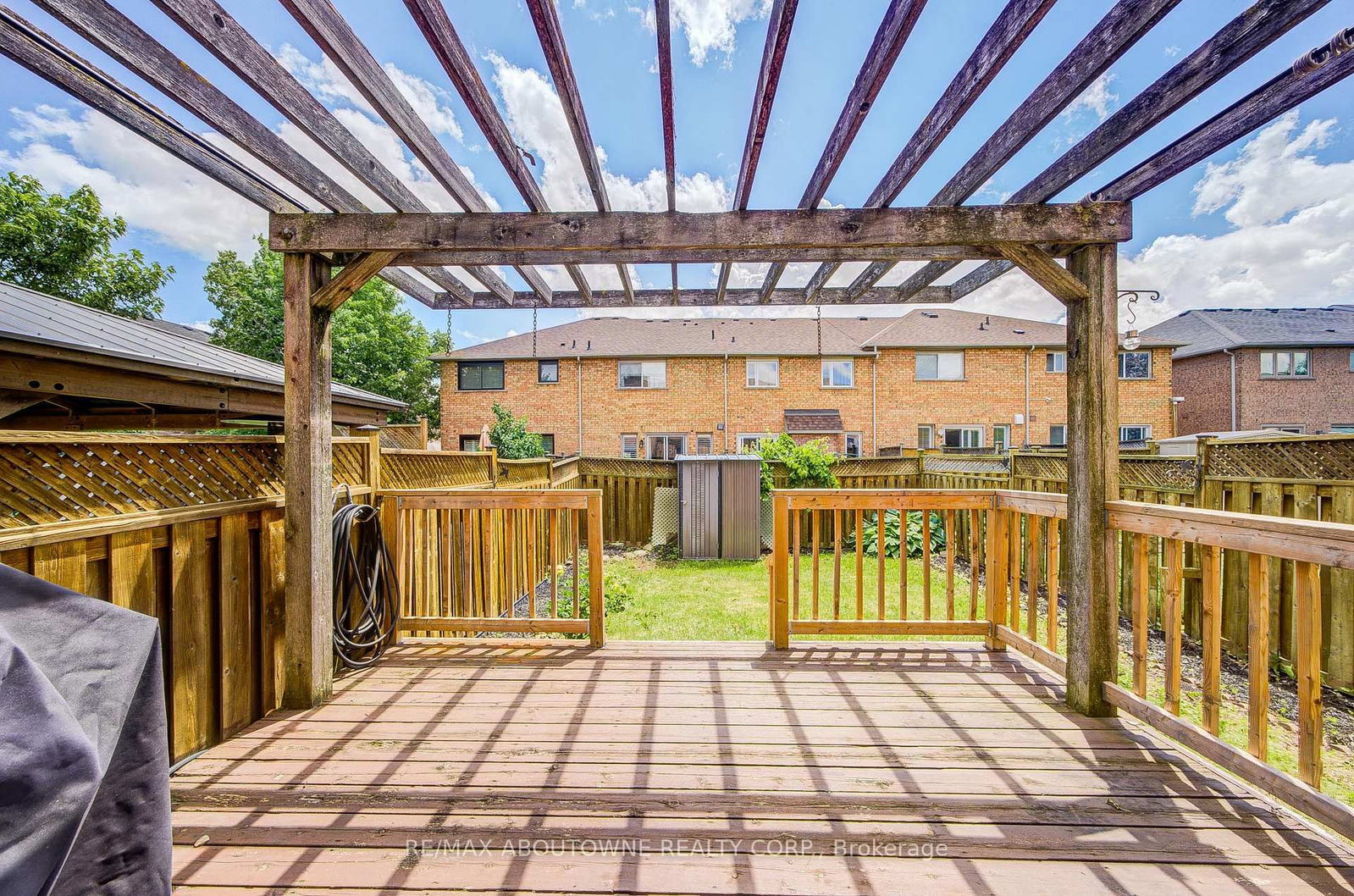 5128 Falconcrest Drive • Burlington, ON photo 42