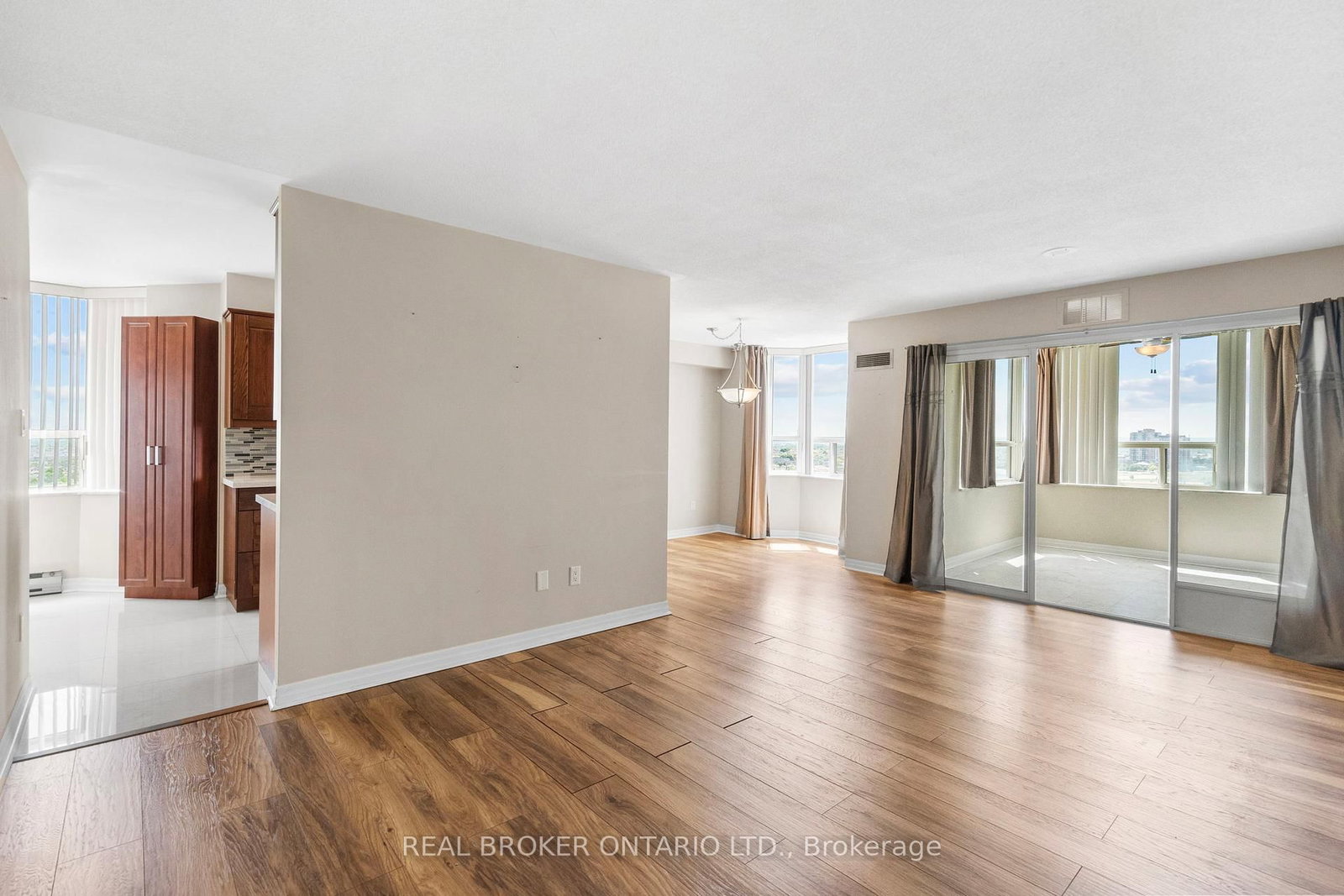 30 Malta Avenue • #1603 • Brampton, ON photo 13