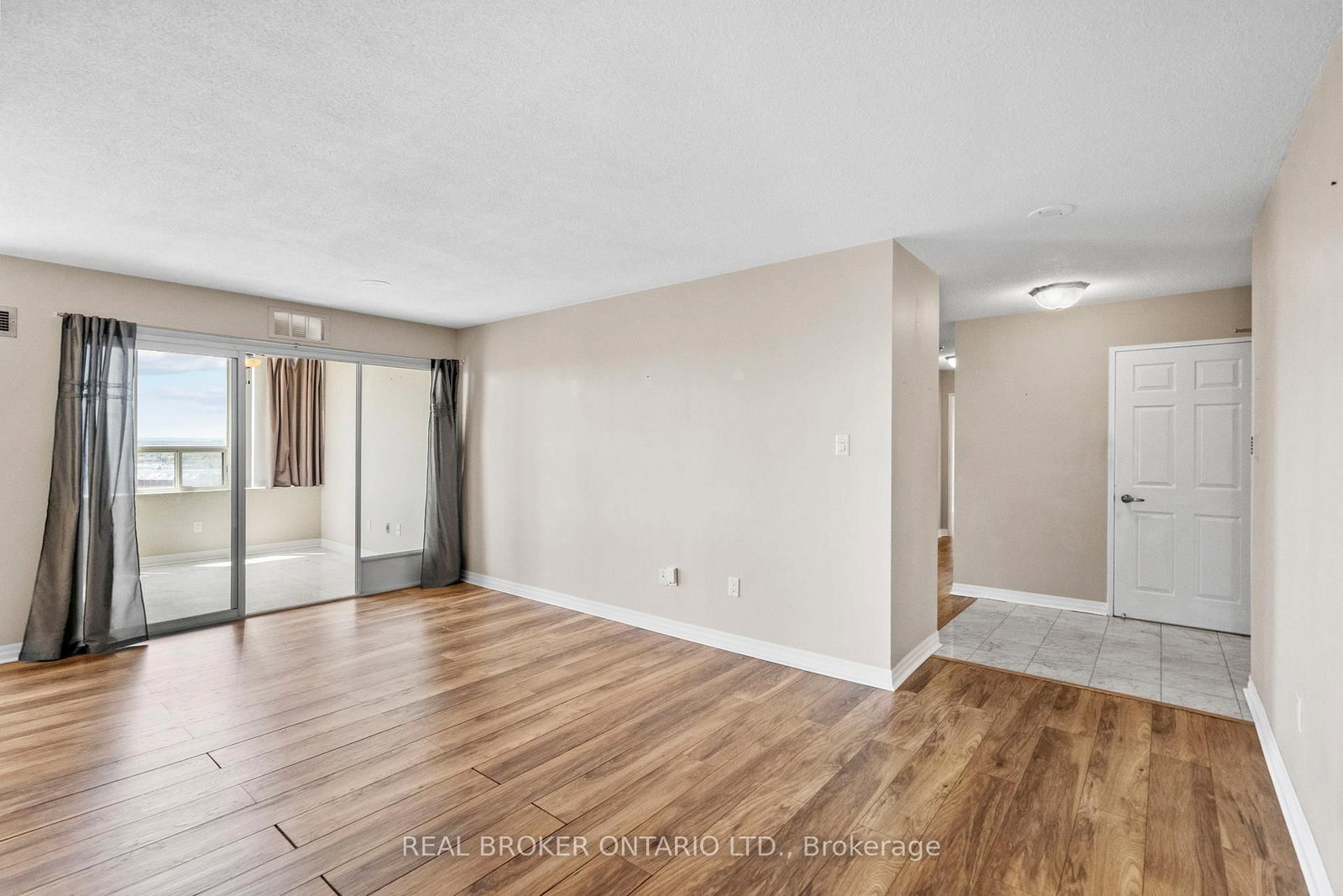 30 Malta Avenue • #1603 • Brampton, ON photo 15