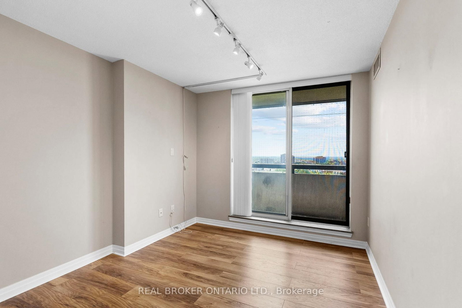 30 Malta Avenue • #1603 • Brampton, ON photo 23