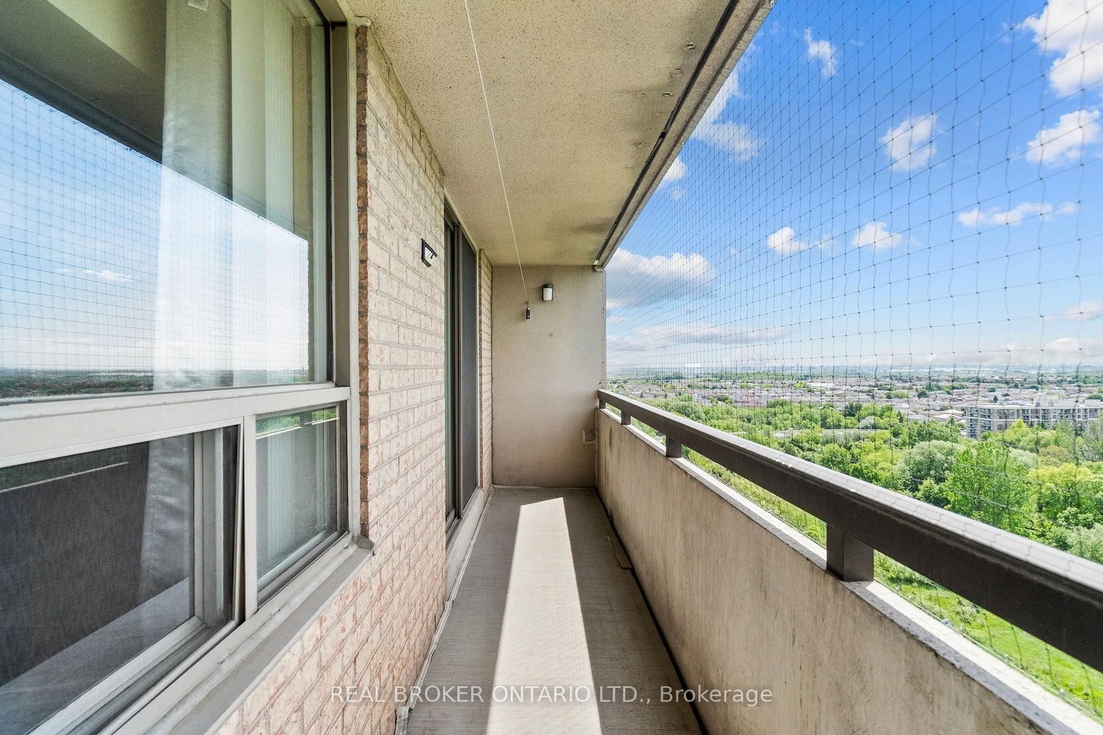 30 Malta Avenue • #1603 • Brampton, ON photo 39