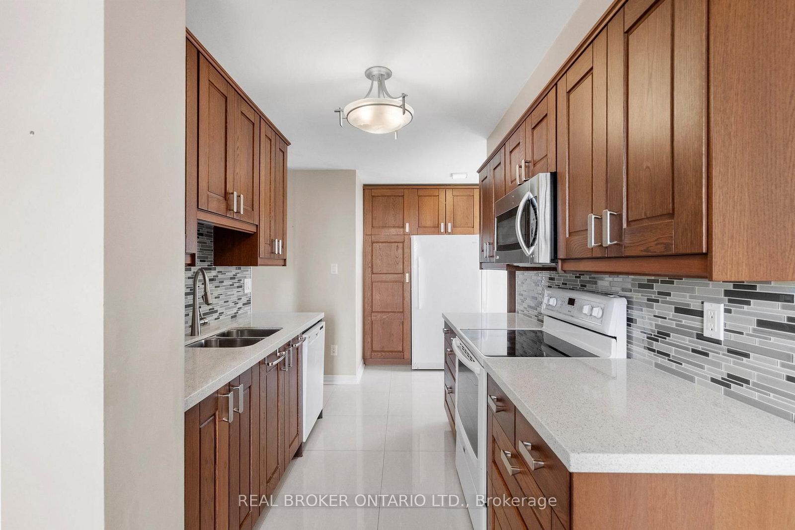 30 Malta Avenue • #1603 • Brampton, ON photo 6