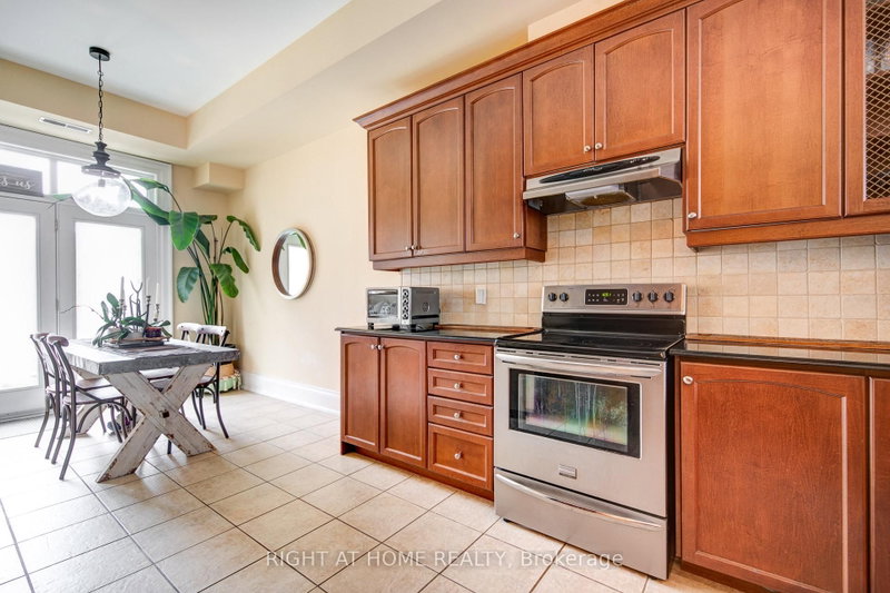 120 Bronte Oakville,ON L6L 3C1 — Photo 17