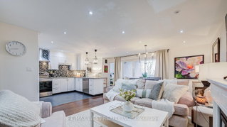 320 - 3025 The Credit Woodlands Drive