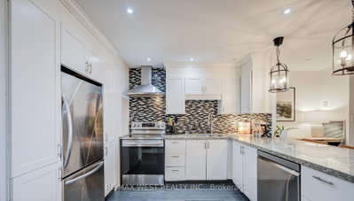 3025 The Credit Woodlands Drive • #320 • Mississauga, ON photo 7