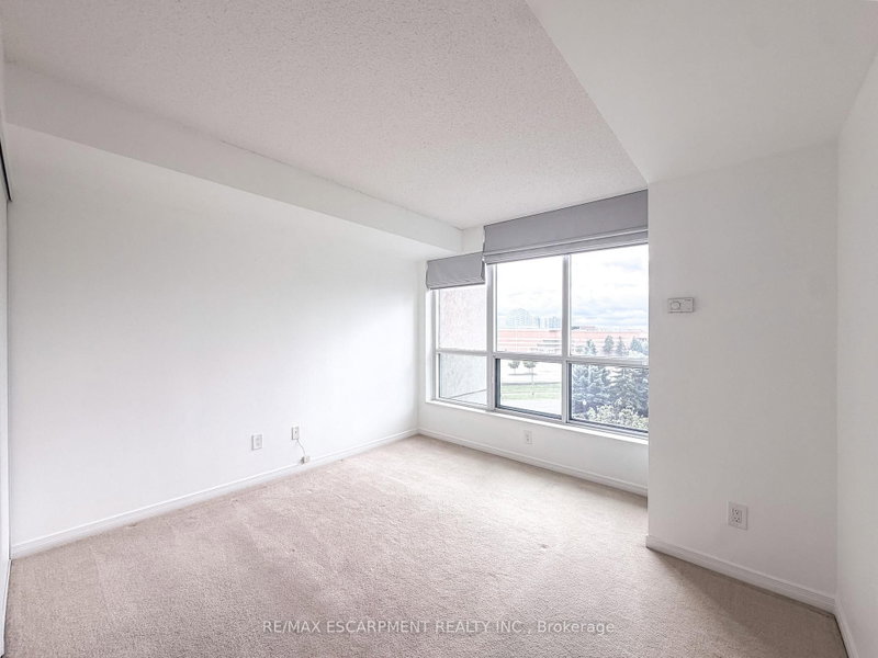 2545 Erin Centre Mississauga,ON L5M 6Z9 — Photo 11