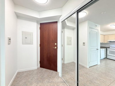 2545 Erin Centre Mississauga,ON L5M 6Z9 — Photo 14