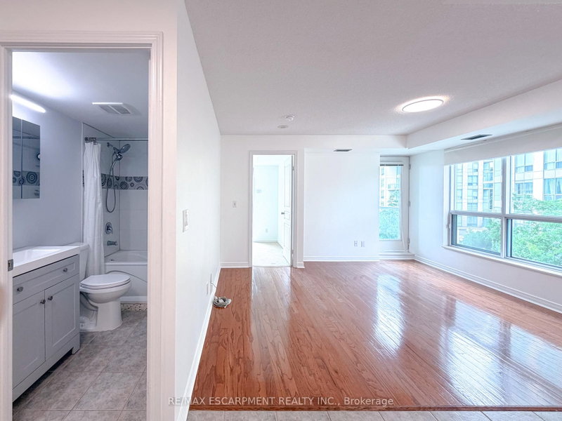 2545 Erin Centre Mississauga,ON L5M 6Z9 — Photo 15