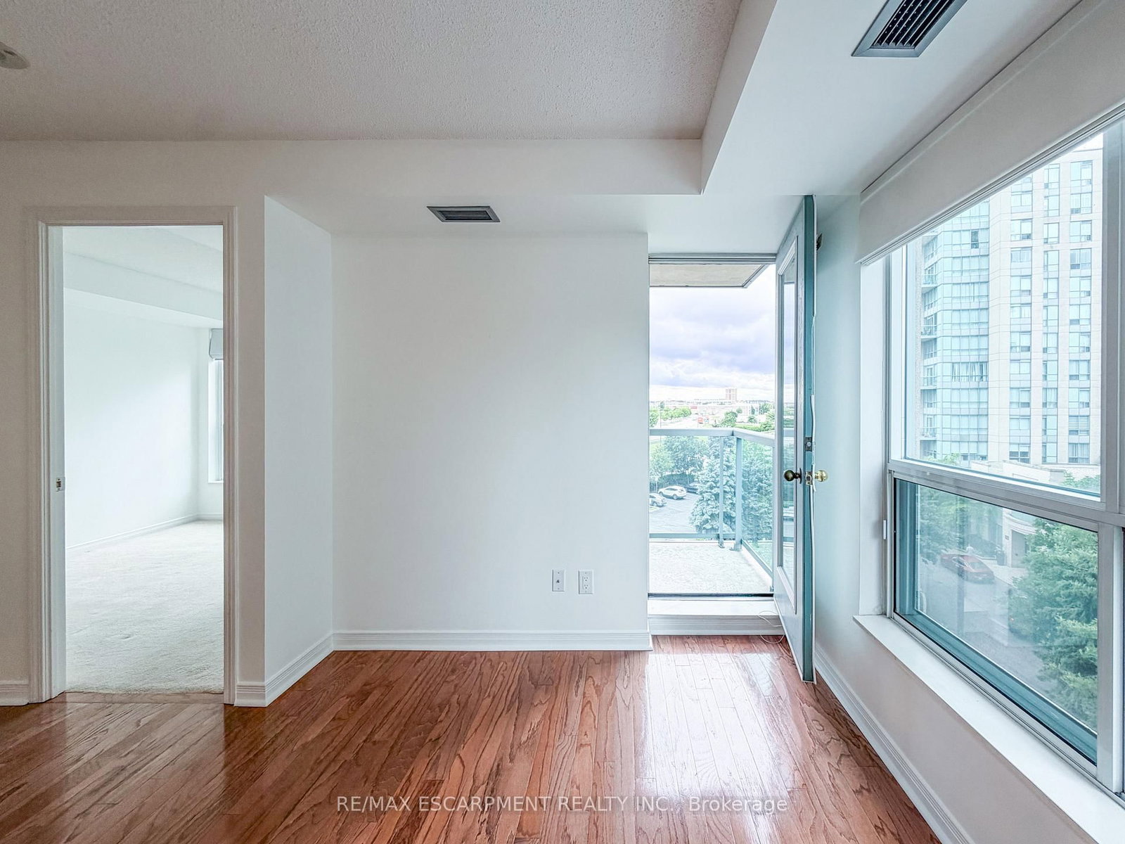 2545 Erin Centre Mississauga,ON L5M 6Z9 — Photo 18