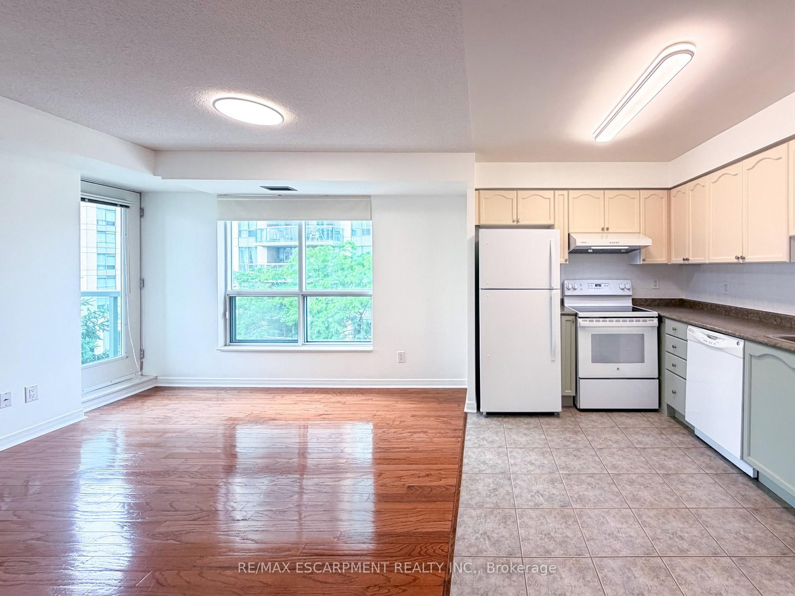 2545 Erin Centre Mississauga,ON L5M 6Z9 — Photo 9