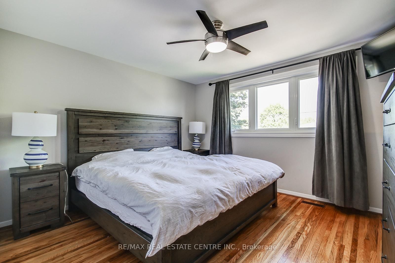200 DELREX Boulevard • Halton Hills, ON photo 18