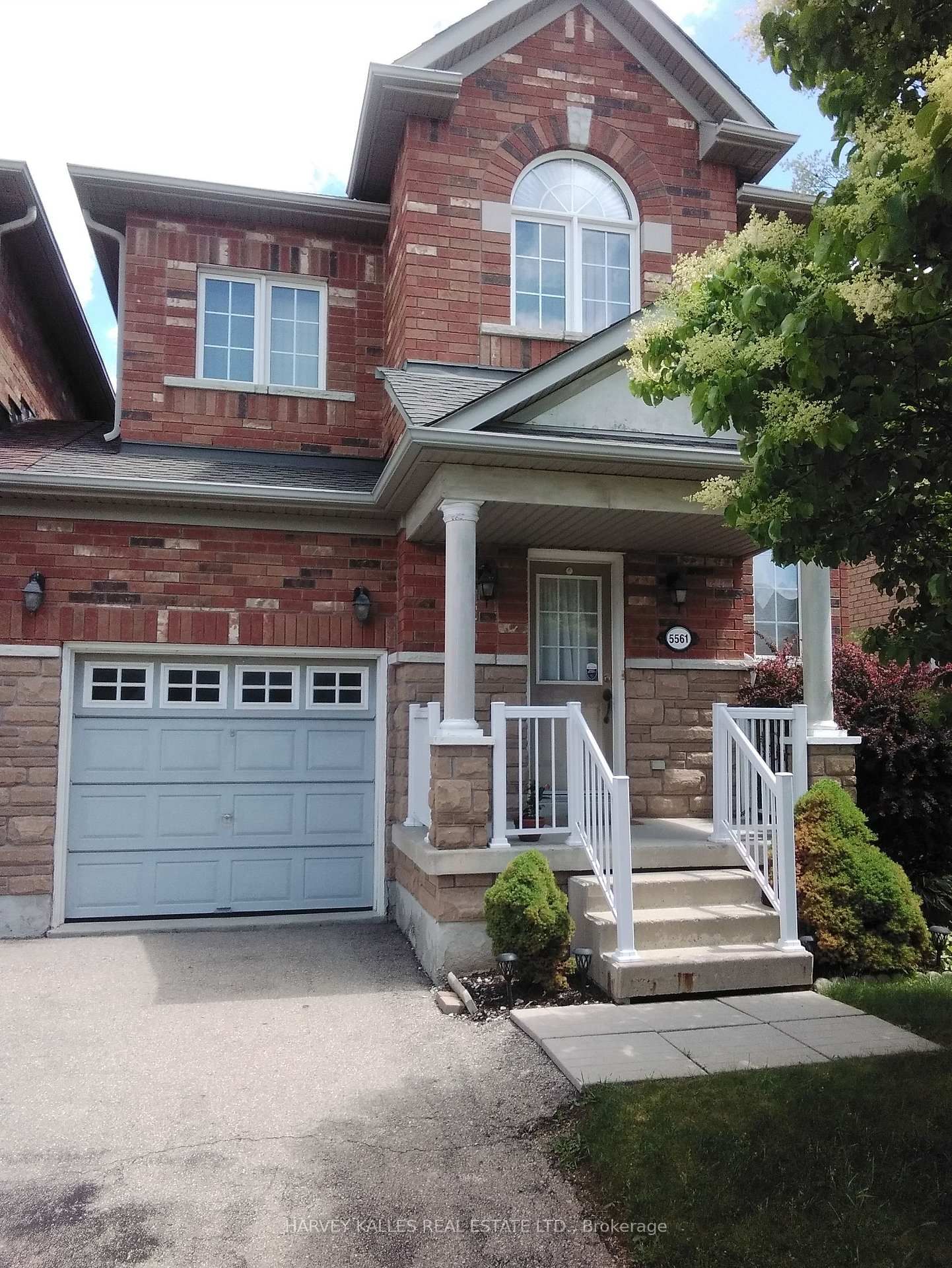 5561 Katy Gate • Mississauga, ON photo 1