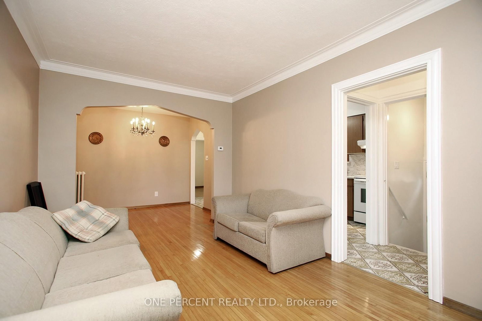 227 Livingstone Avenue • Toronto, ON photo 6