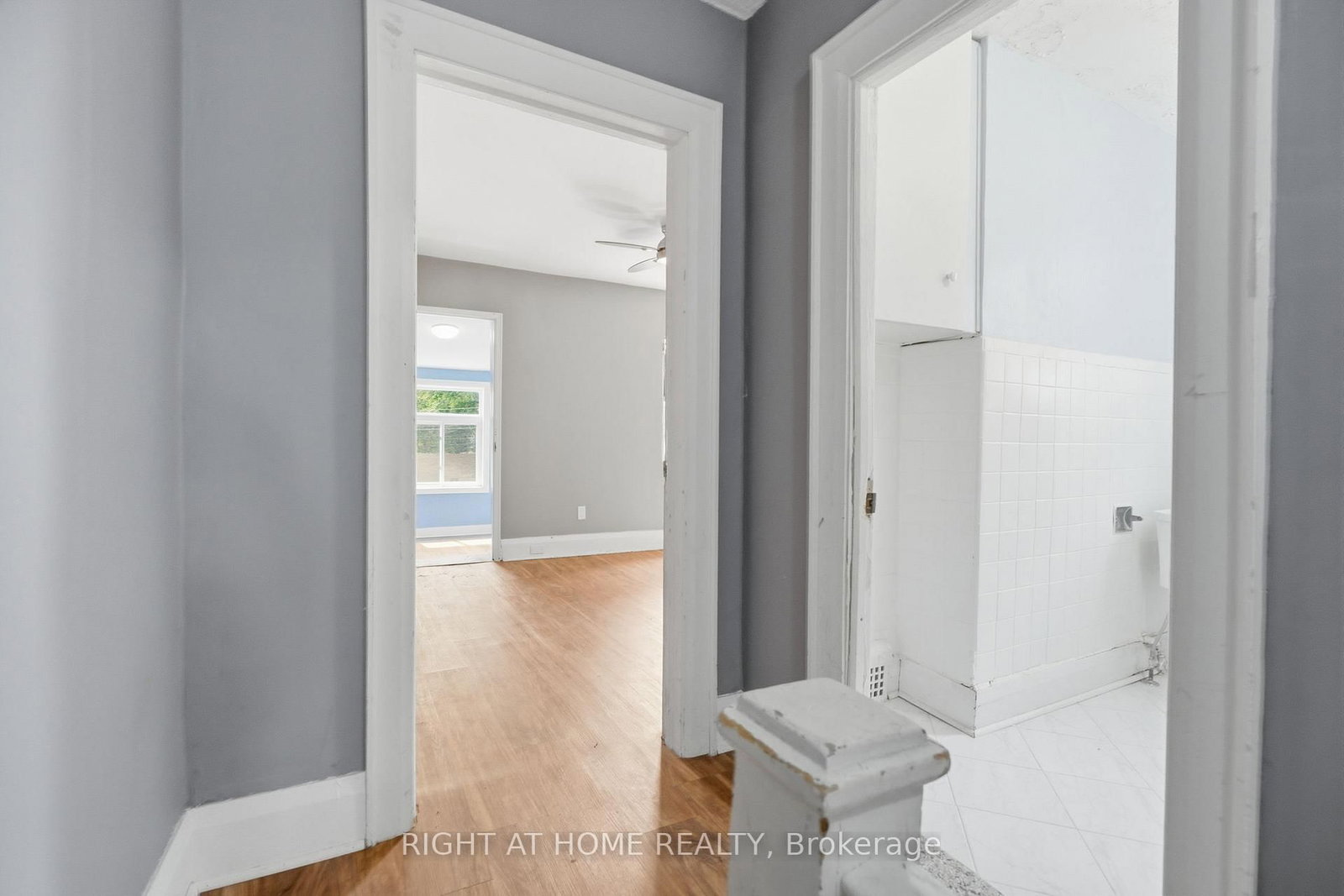 502 Salem Avenue N • Toronto, ON photo 21