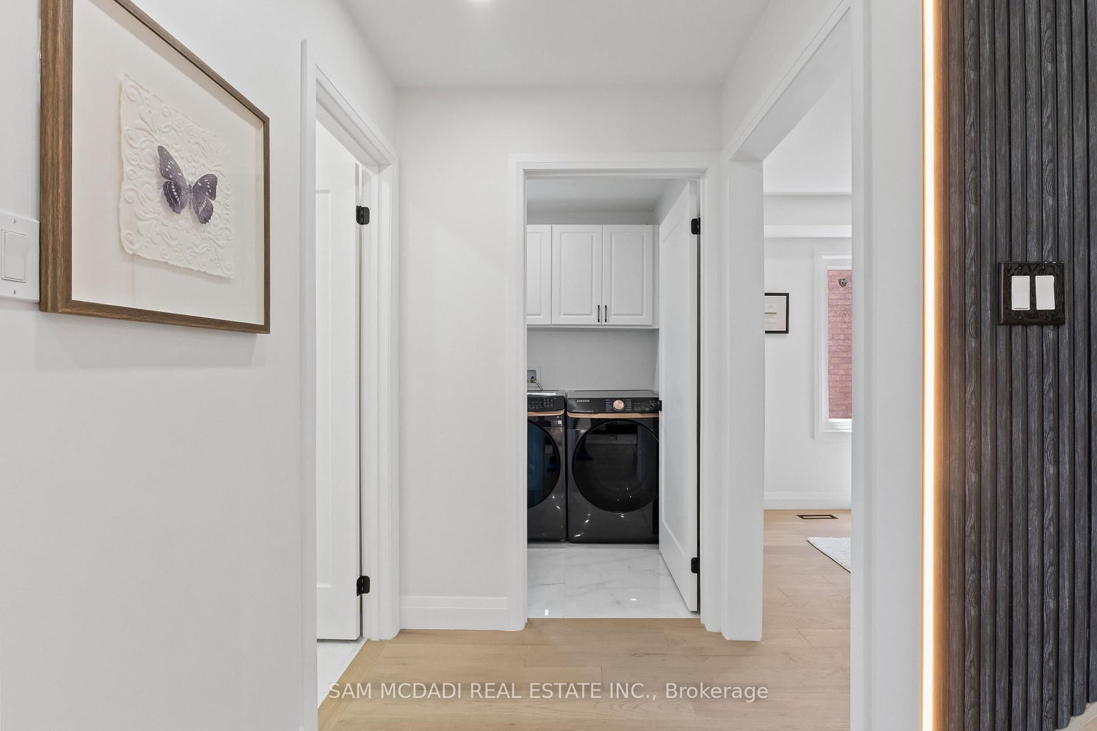 1521 Roseway Drive • Mississauga, ON photo 13