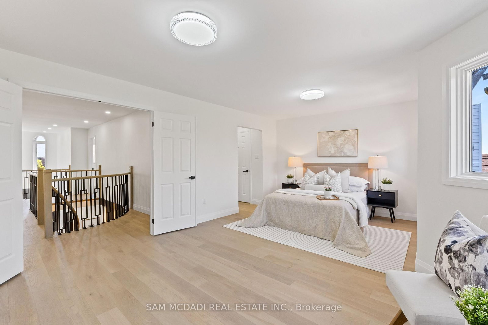 1521 Roseway Drive • Mississauga, ON photo 19