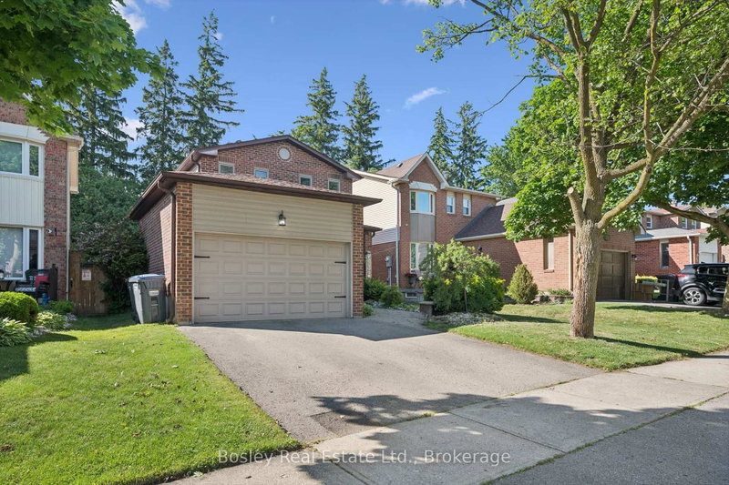 84 Cassander Crescent