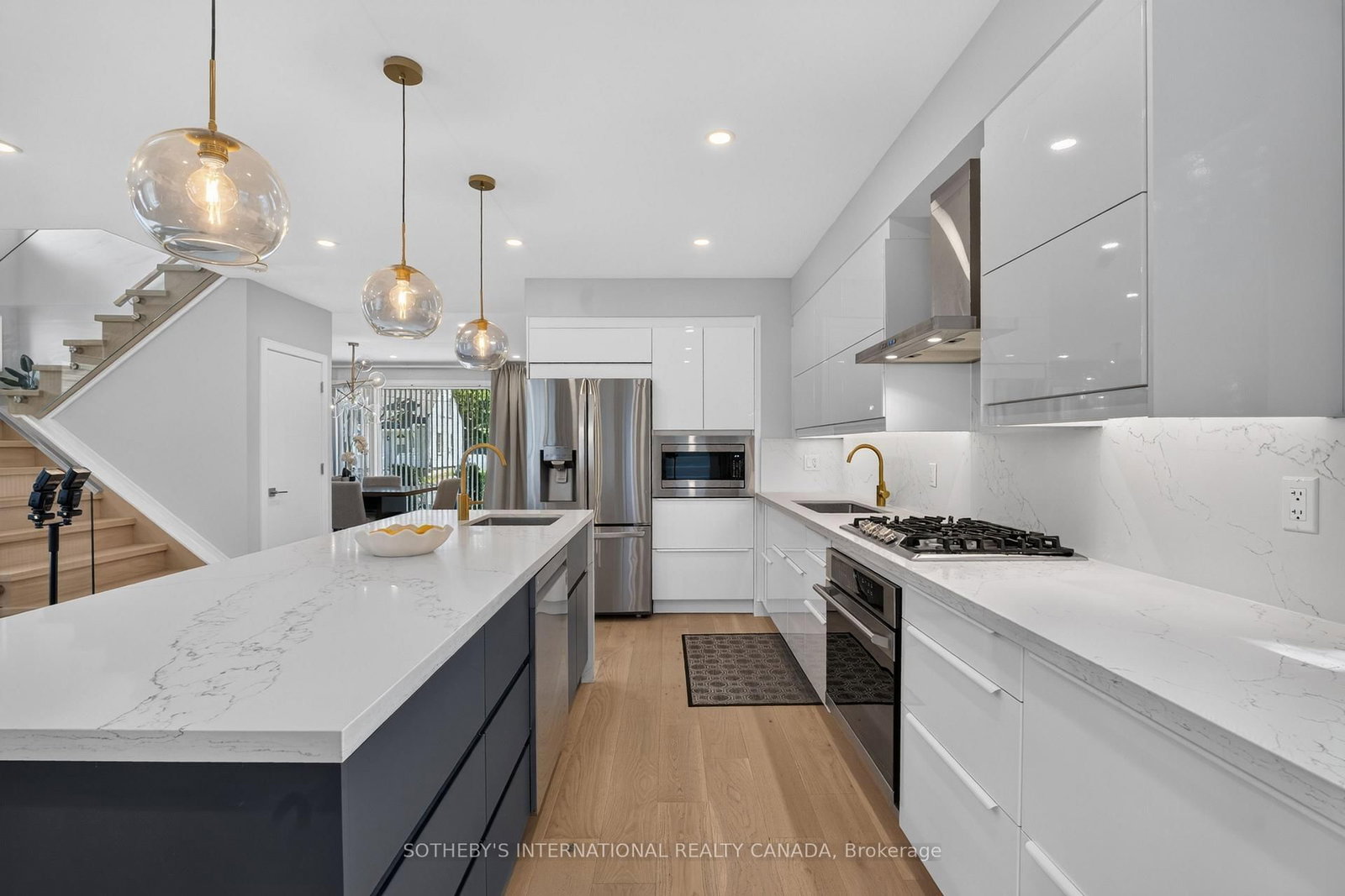 20 Uno Drive • Toronto, ON photo 16