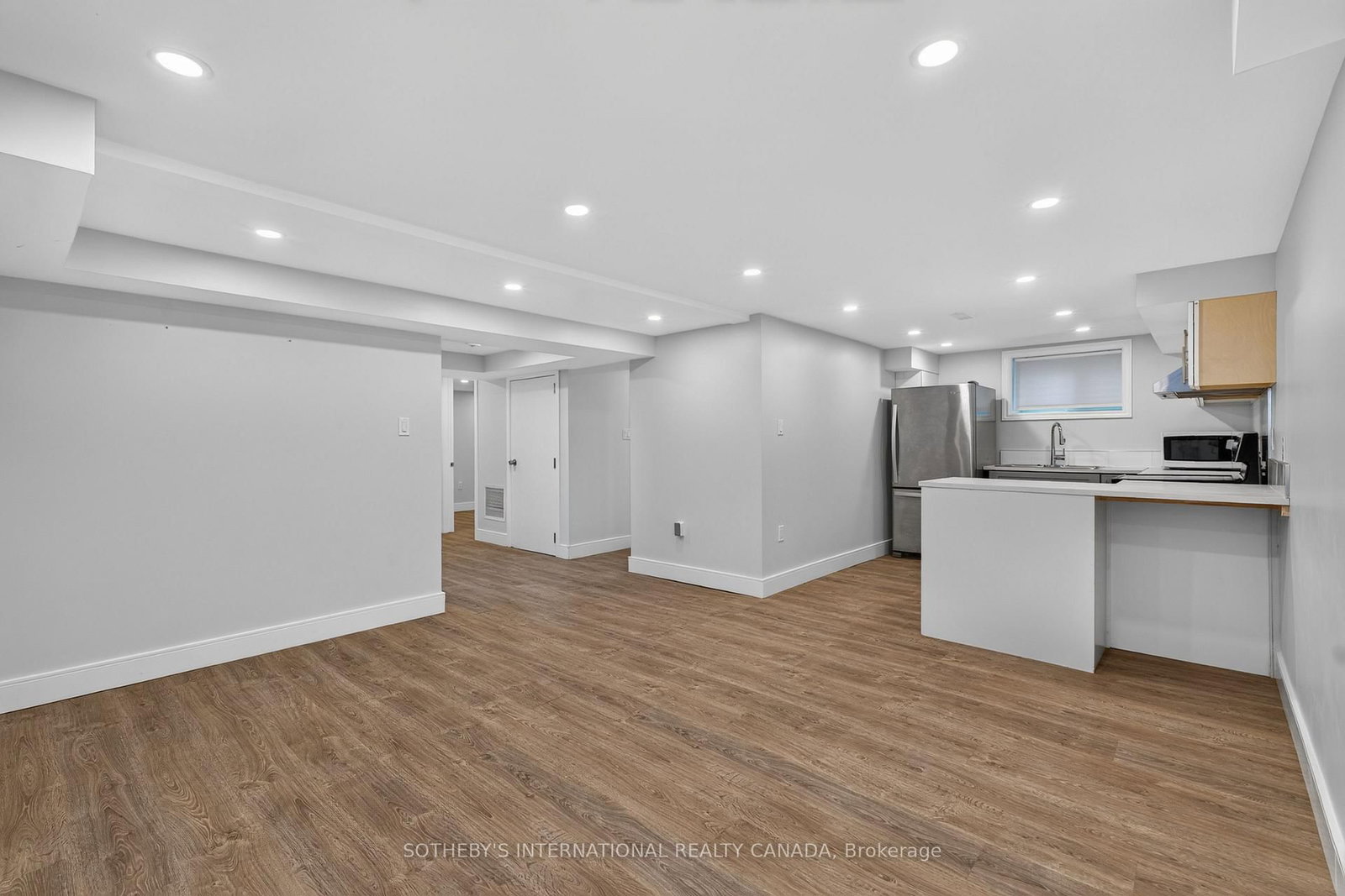 20 Uno Drive • Toronto, ON photo 34