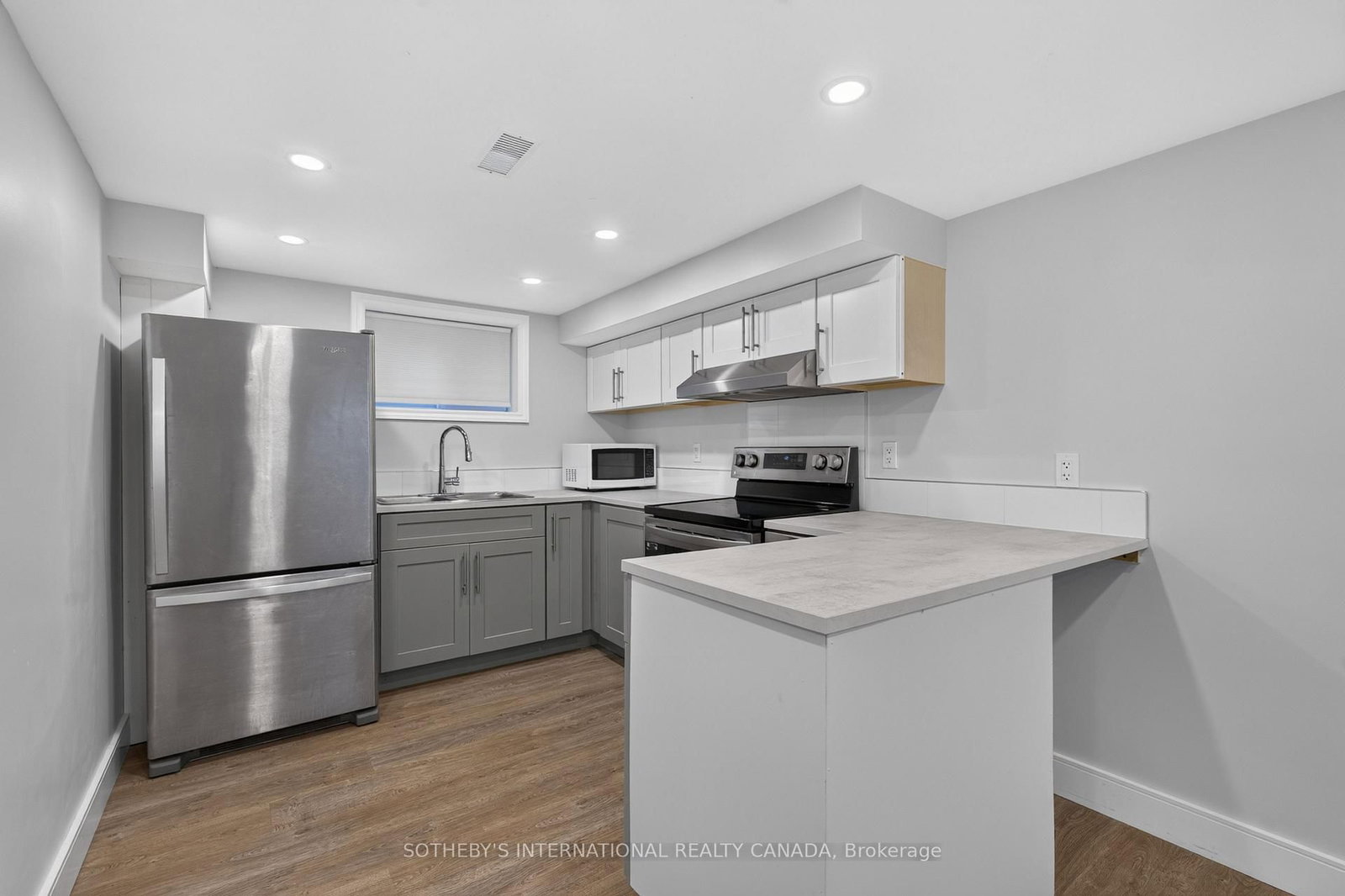 20 Uno Drive • Toronto, ON photo 36
