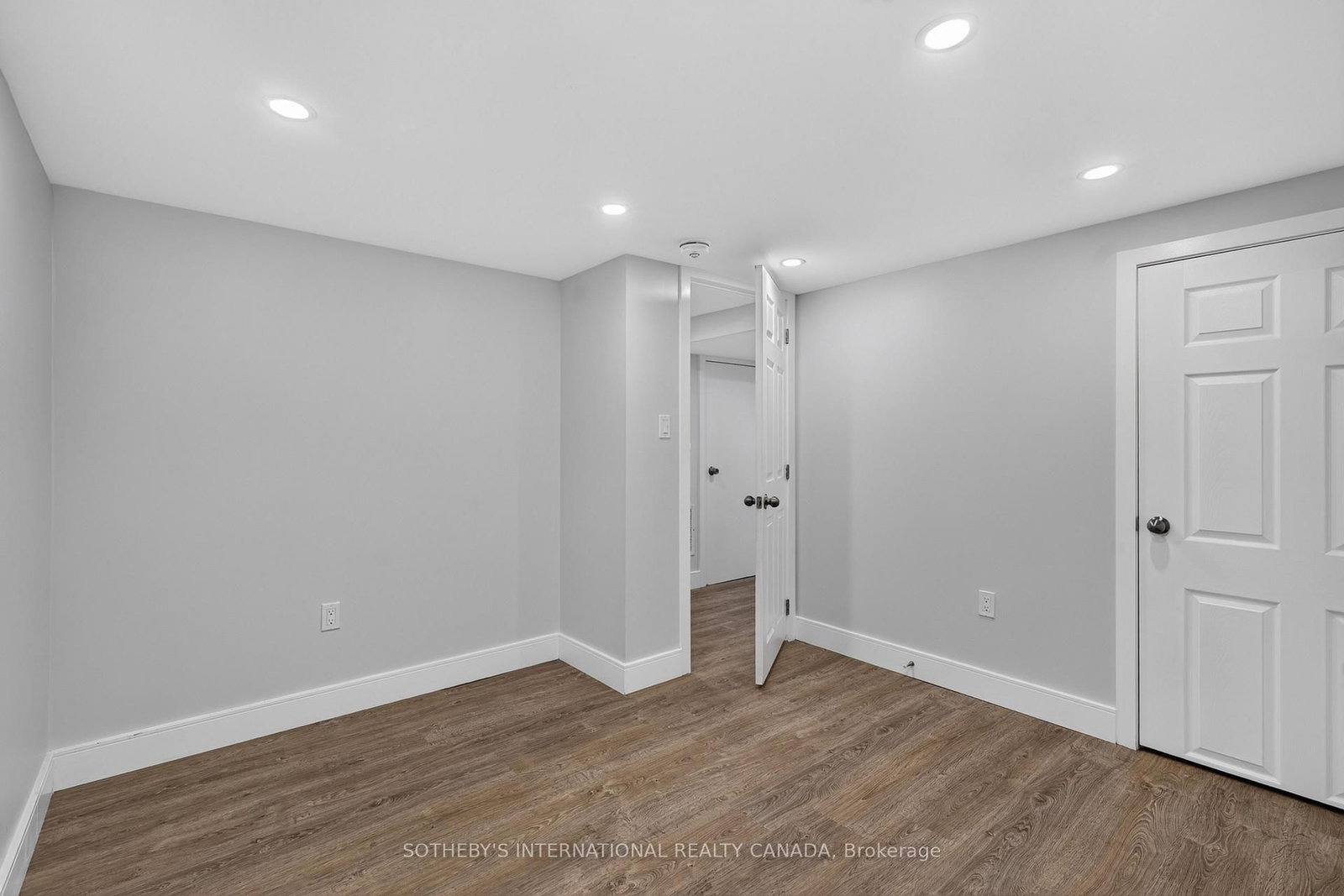20 Uno Drive • Toronto, ON photo 41