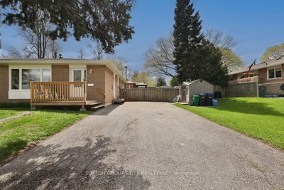1488 Swanage Crescent S — photo 3