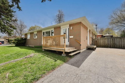 1488 Swanage Crescent S — photo 4