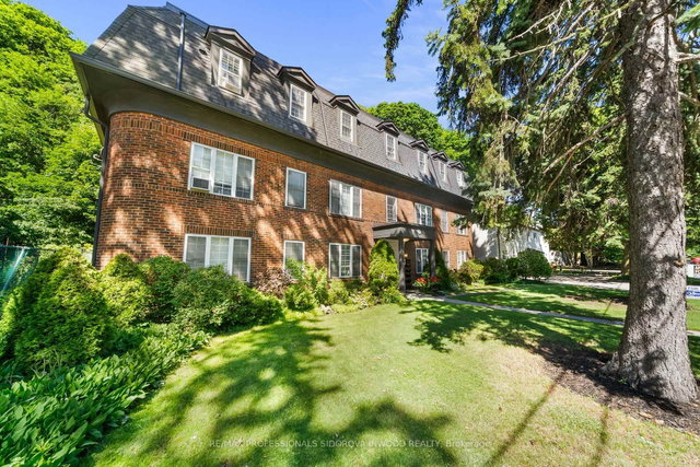 11 - 236 South Kingsway
