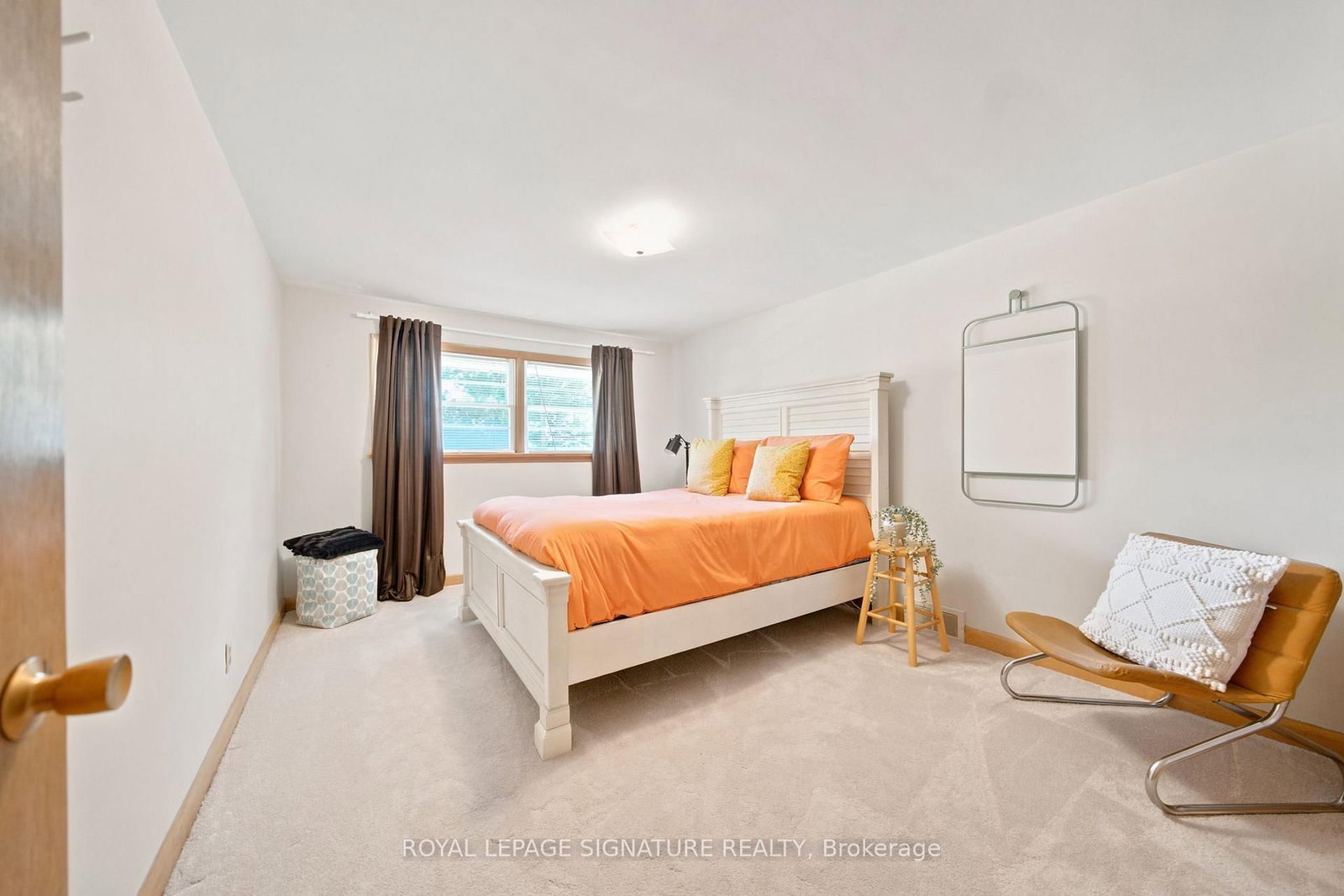 308 South Court S • Burlington, ON photo 21