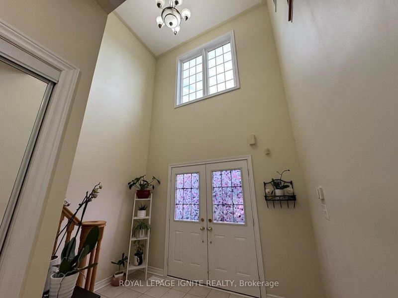 90 Sir Jacobs Crescent